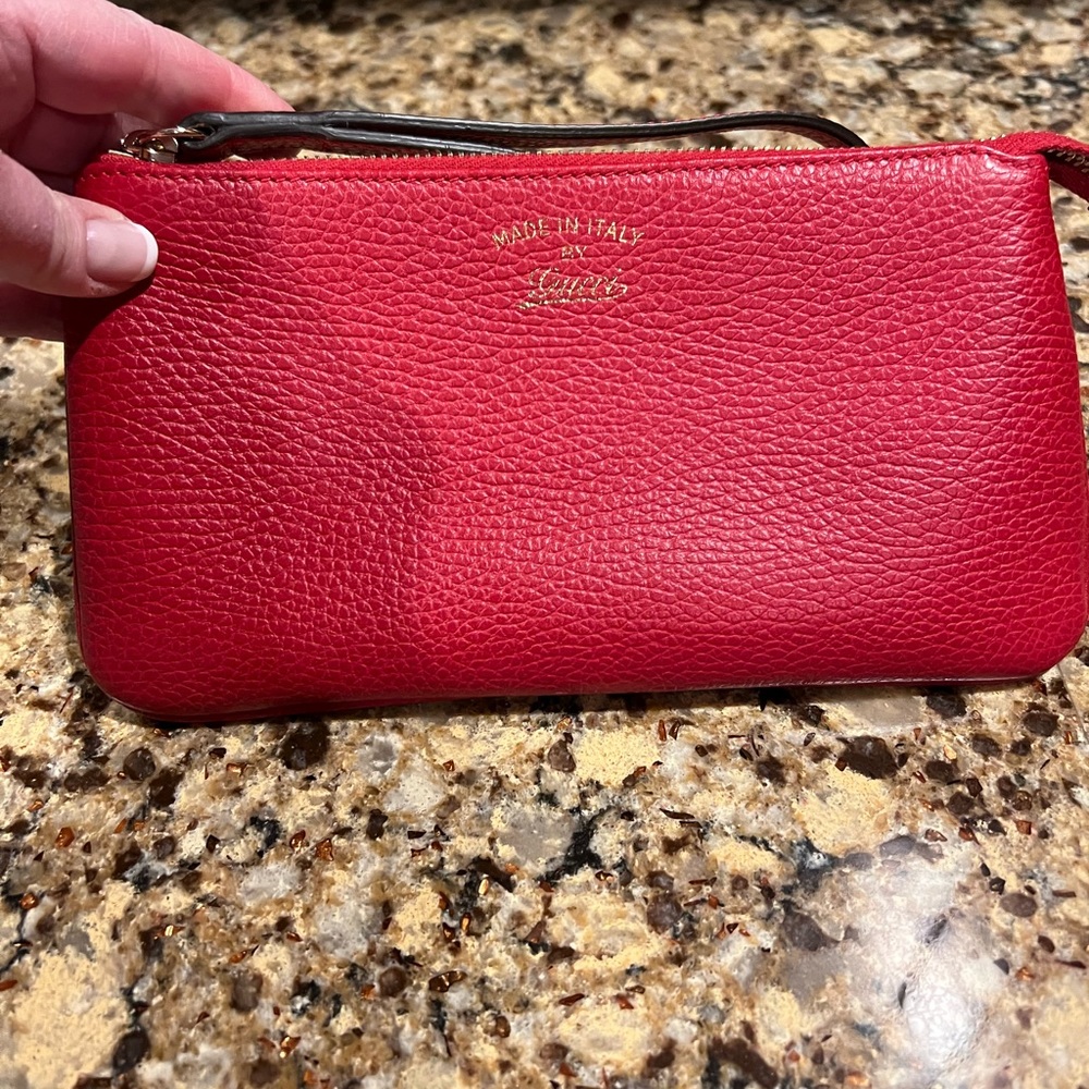 Gucci wristlet